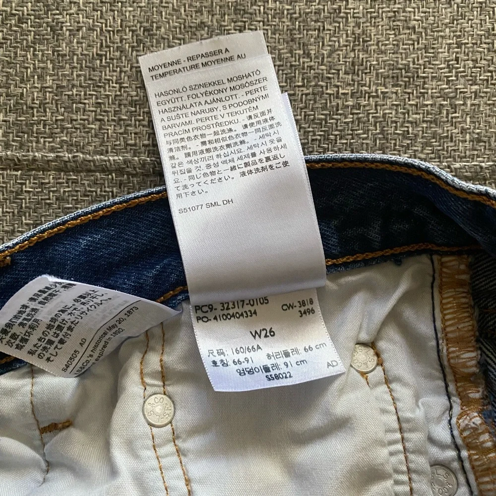 Levi’s Cutoff 501 Dark Wash